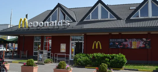 Exterior view of the entrance at McDonald's in Frankurt